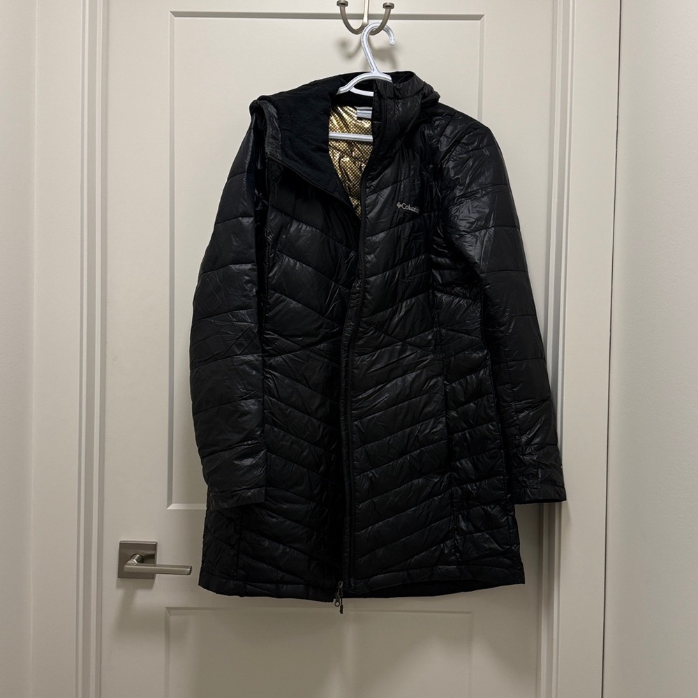 Columbia Women’s Black Puffer Jacket